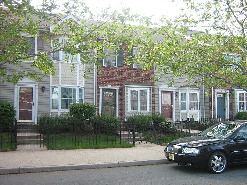 2nd image of 187 Prince St