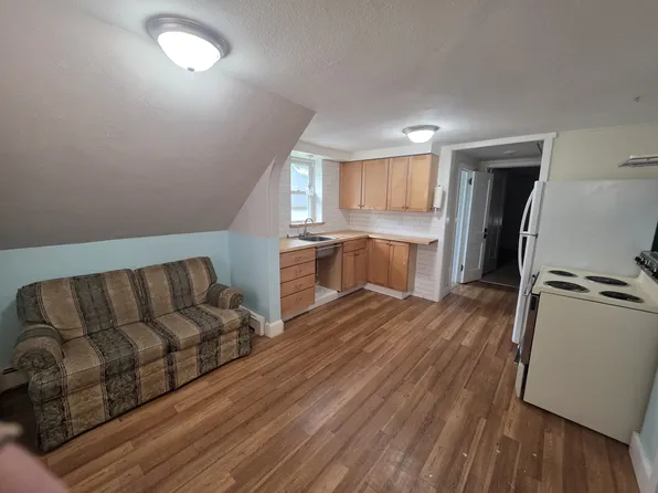 2305 2nd Ave W, Hibbing, MN