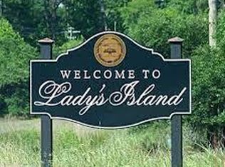 6 Fiddler Dr, Beaufort, SC 29907