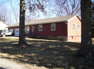 505 S Doyle St, Louisburg, KS 66053
