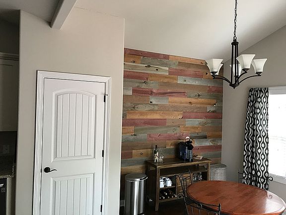 2nd image of 831 E Shakespeare Dr