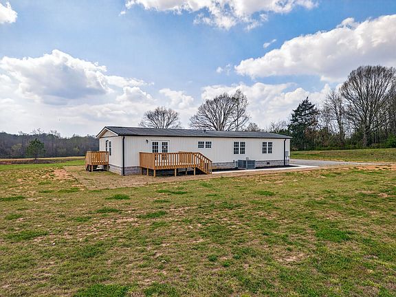 3rd image of 560 Old Huntsville Rd