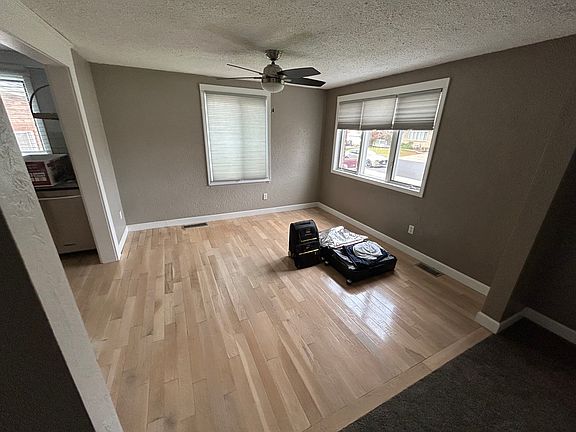 3rd image of 59 Laverack Ave #1