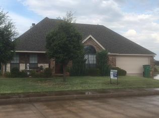 1104 Prestige Dr, Burkburnett, TX 76354