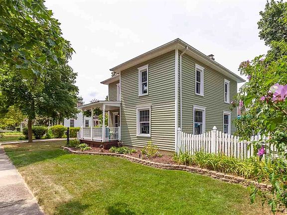 4th image of 307 S Maiden Ln