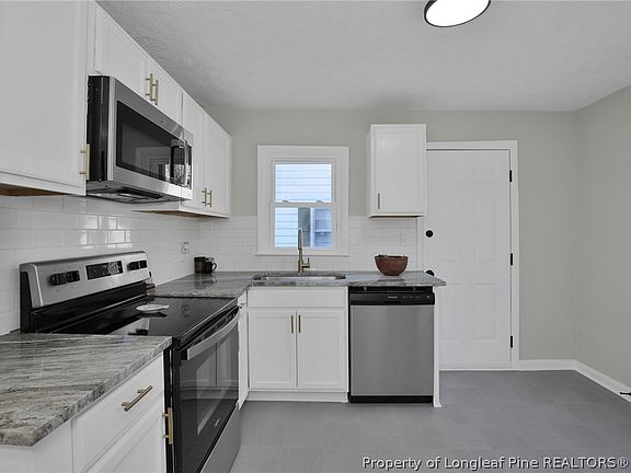 5th image of 306 Plum St