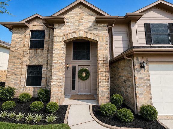 2nd image of 12514 Berry Laurel Ln