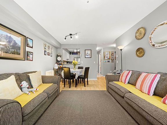 5th image of 14377 103rd Ave #210