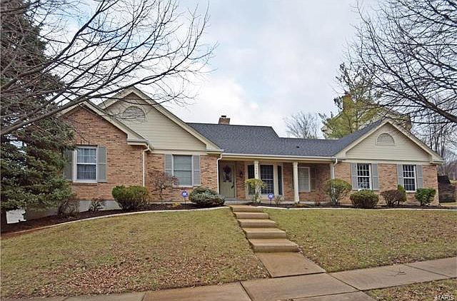 1st image of 984 Burgundy Ln