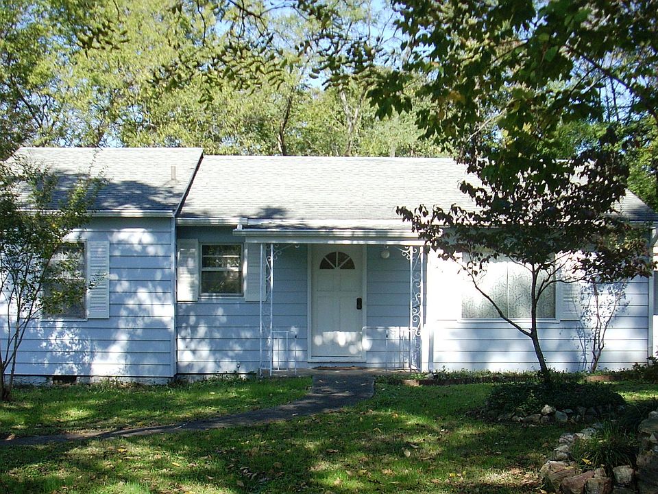 1st image of 5402 Rebecca Ln