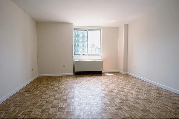 Sold by Park River | media 21
