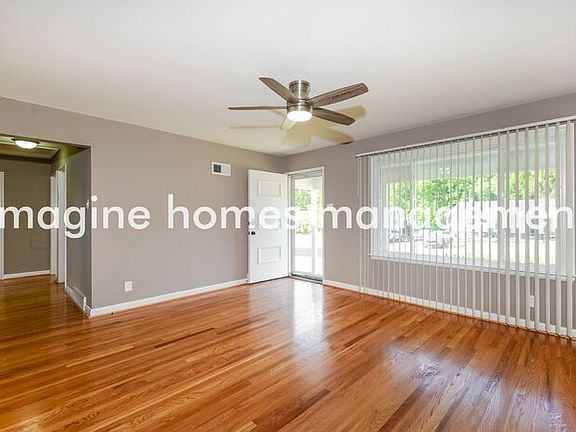 4th image of 10801 Clearwater Dr