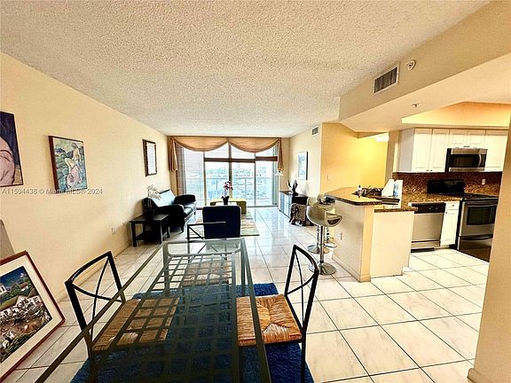 2nd image of 1900 Sunset Harbour Dr Suite 1107