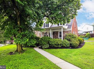 1004 Stoneybrook Dr, Springfield, PA 19064