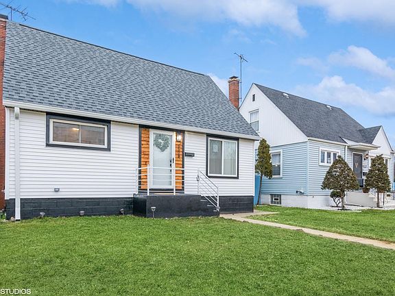 3rd image of 5506 Homerlee Ave