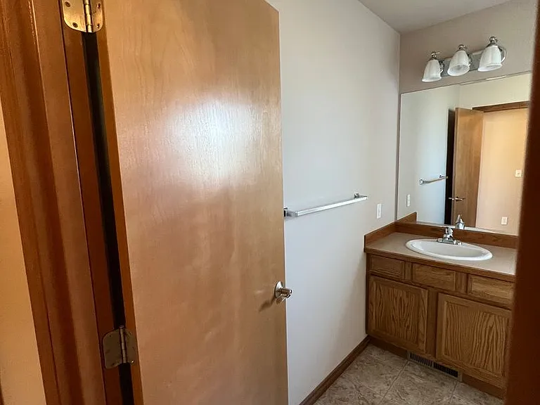 105 W Annie Pl — Photo 16