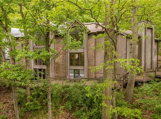 500 Deer Brooke Ln, Pittsburgh, PA 15238