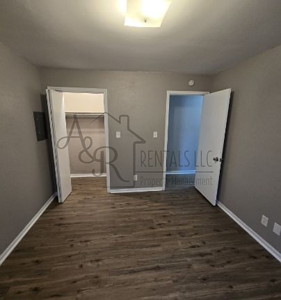 4th image of 608 N Olive St #10479154