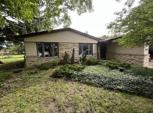 20778 W Forest View Dr, Lannon, WI 53046