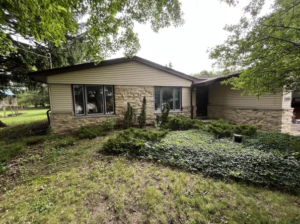 20778 West Forest View DRIVE, Lannon, WI 53046