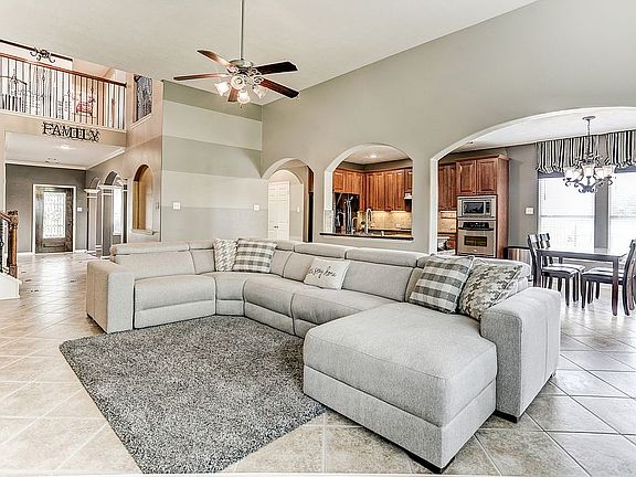 5th image of 10930 Angel Lake Dr
