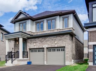 104 Blacklock St, Cambridge, ON N1S 0E3