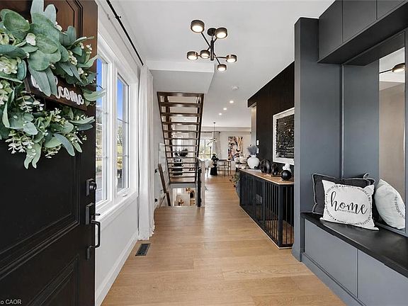 5th image of 3 Queensbrook Cres