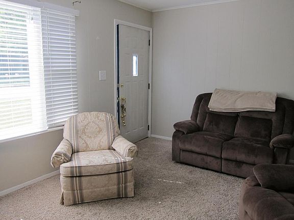 3rd image of 5825 Deerfield St
