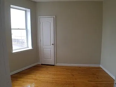 548 Springfield #3C — photo 4 of 5