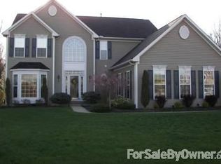 3447 Orchestra St, Cuyahoga Falls, OH 44223