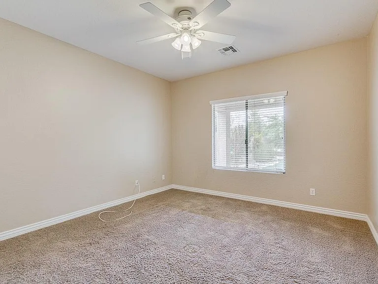 1326 E Macaw Dr — Photo 20