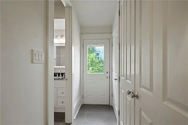5345 Magazine St — Photo 16