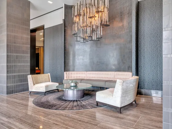 50 Riverside Boulevard image 23 of 28