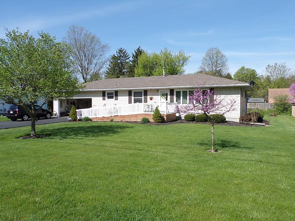 1st image of 907 Forest Lawn Dr