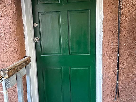 3rd image of 1224 E Columbia Rear Ave