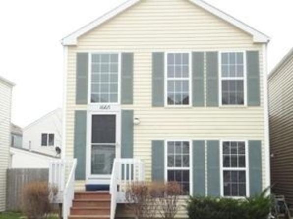 1665 Victoria Park Cir