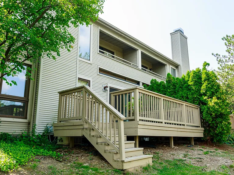 716 Eton Ct — Photo 26