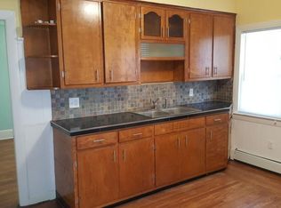 88 Governor St #1, Cranston, RI 02920