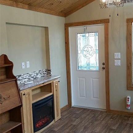 4th image of 1014 W Olive St Lot 27