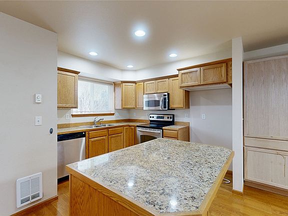 5th image of 515 Neff Cir