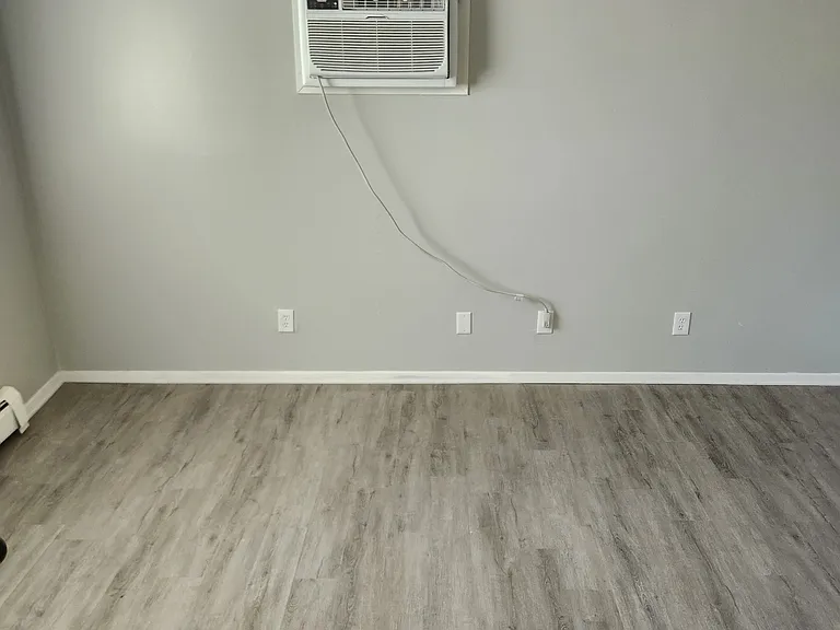 820 27th St #3D — Photo 8