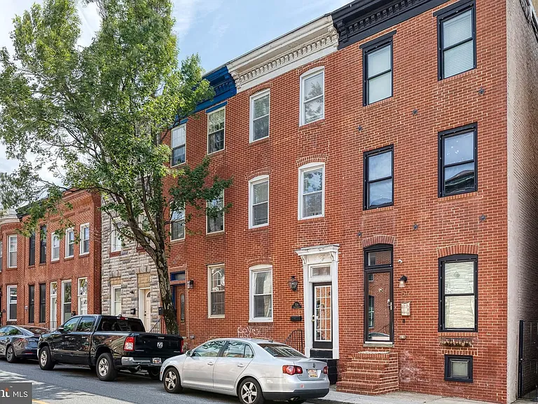 1514 Light St — Photo 2