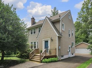 97 Woodland Ave, Morristown, NJ 07960