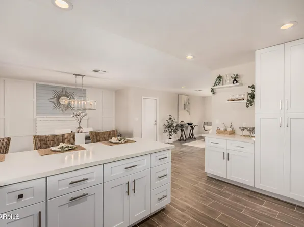 836 W WATSON Drive, Tempe, AZ 85283