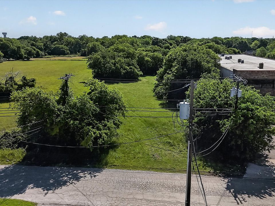 1st image of 1426 Idlewild Ln