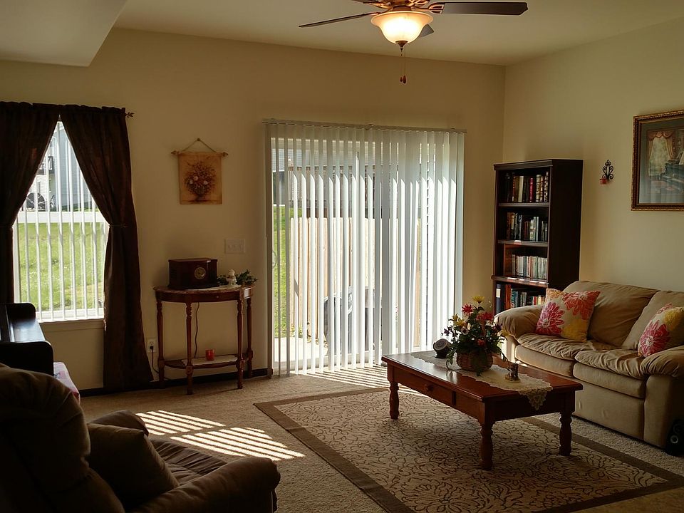 2nd image of 2135 Sugar Creek Dr NW
