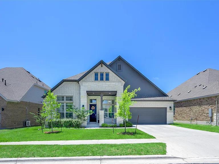 334 Billowing Way — Photo 1