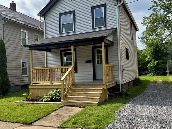 347 Pacific St, Franklin, PA 16323