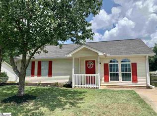 410 Country Gardens Dr, Fountain Inn, SC 29644