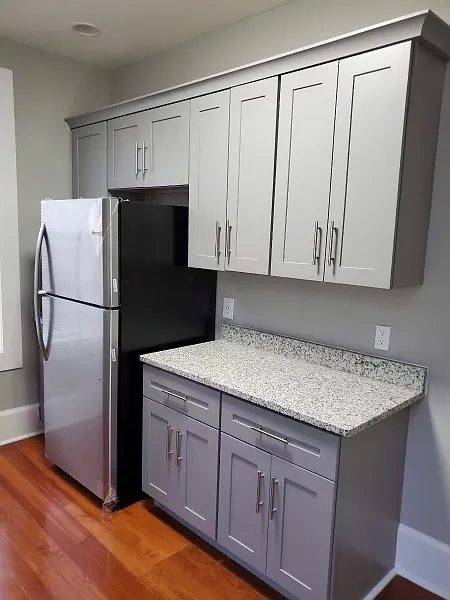 6 bed, 2140 sqft, $3,800 — Photo 3